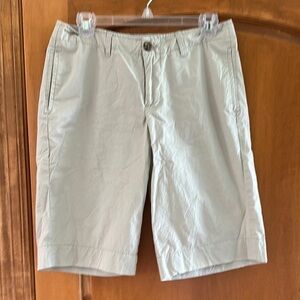 Merona Women’s Tan Flat Front Shorts for Casual Elegance Size 6